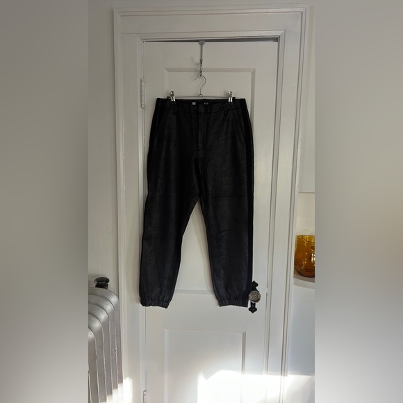 Kut from the cloth faux leather jogger - Picture 2 of 6